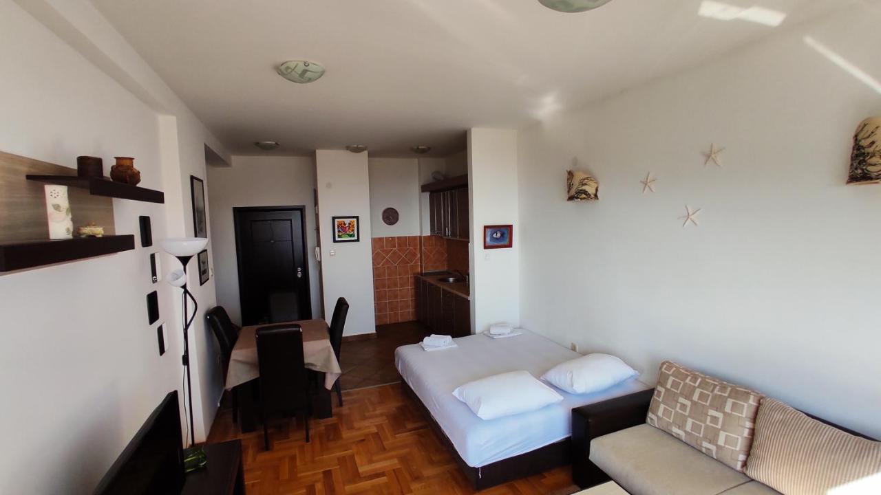 Rakocevic Apartments Petrovac Zewnętrze zdjęcie