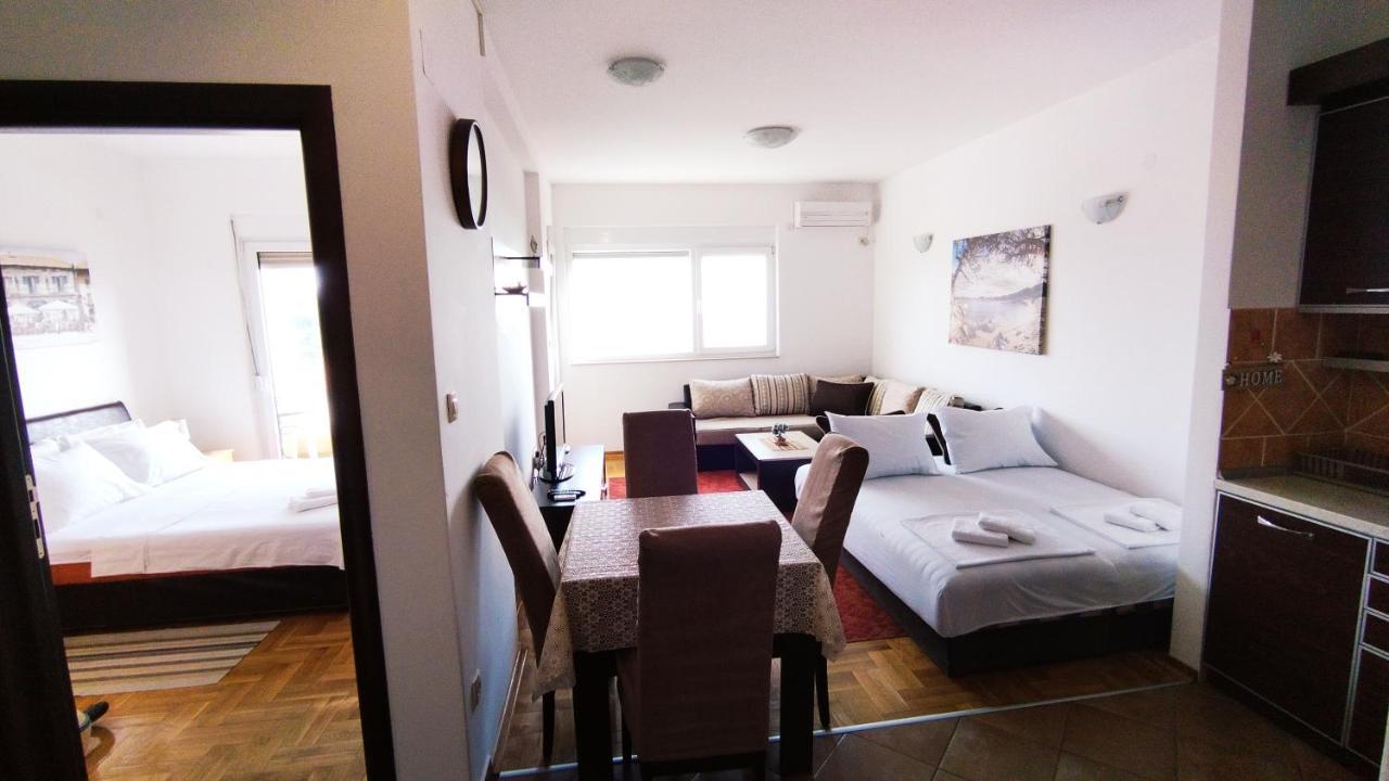 Rakocevic Apartments Petrovac Zewnętrze zdjęcie
