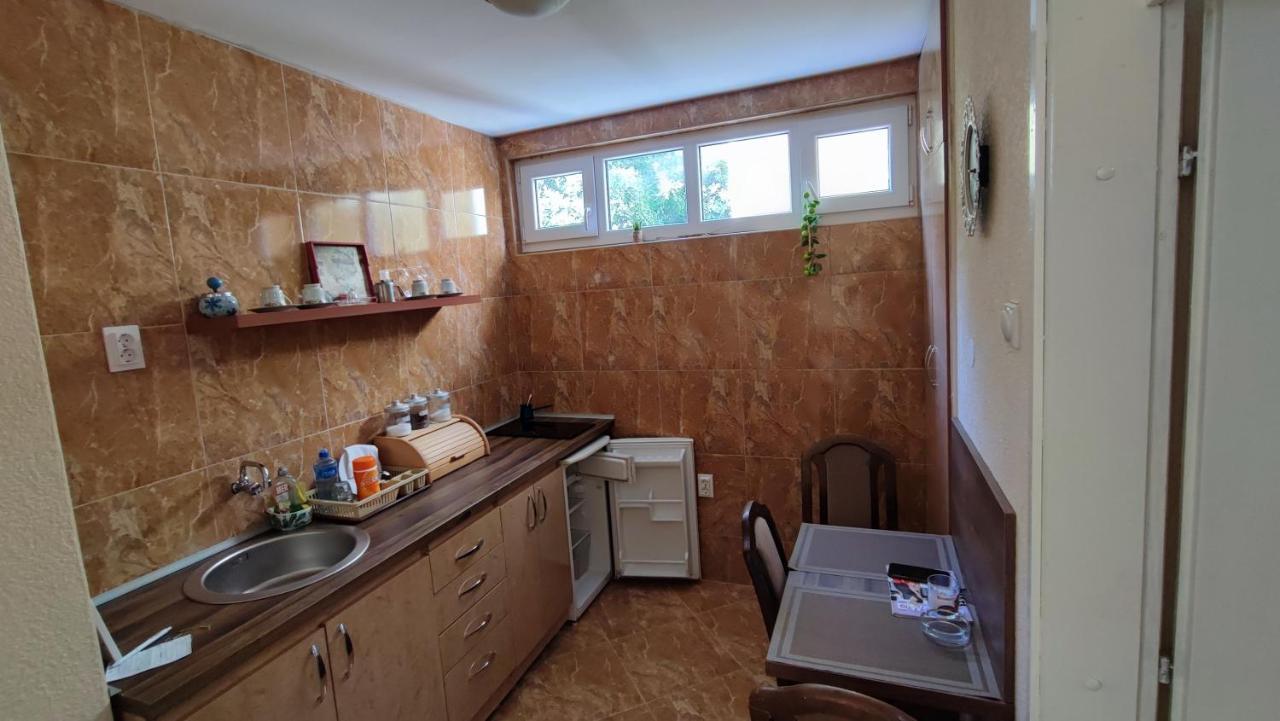 Rakocevic Apartments Petrovac Zewnętrze zdjęcie